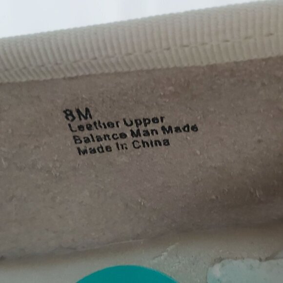 Gold Leather Ballet Flats Trending Size 8M - Picture 6 of 6